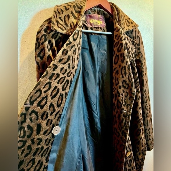 CHIVALRY Vintage De Ball Velvet Animal Print Coat 🐆🧥 - Picture 5 of 11